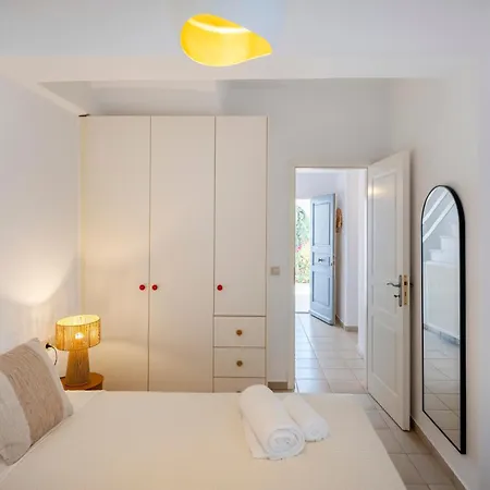 Hébergement de vacances Valeli Maisonette - 3br & Parking In The Center *