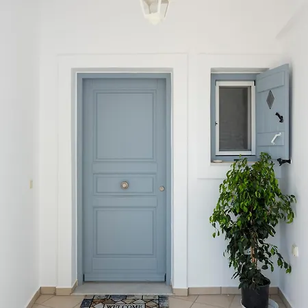 Valeli Maisonette - 3br & Parking In The Center Hébergement de vacances Náoussa