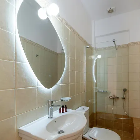 Valeli Maisonette - 3br & Parking In The Center Hébergement de vacances Náoussa